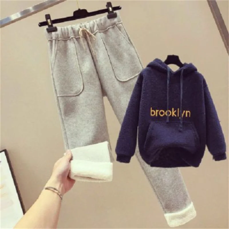 2023 Winter New Plush Thickened Hoodie Fashion Wool Pants Two Piece Fashion Female Student Pants Set Winter Warm Outfits