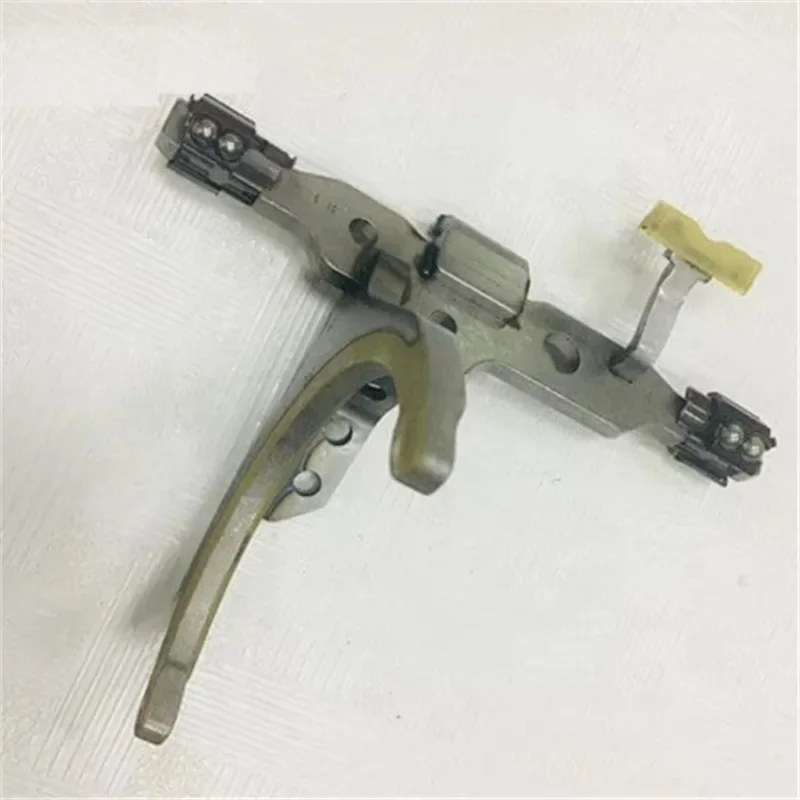 Hot Selling Hot Sale Automotive Parts  DL501 0B5 Transmission Clutch Reverse Shift Fork Kit for A4 A5 A6 A7 Q5 factory