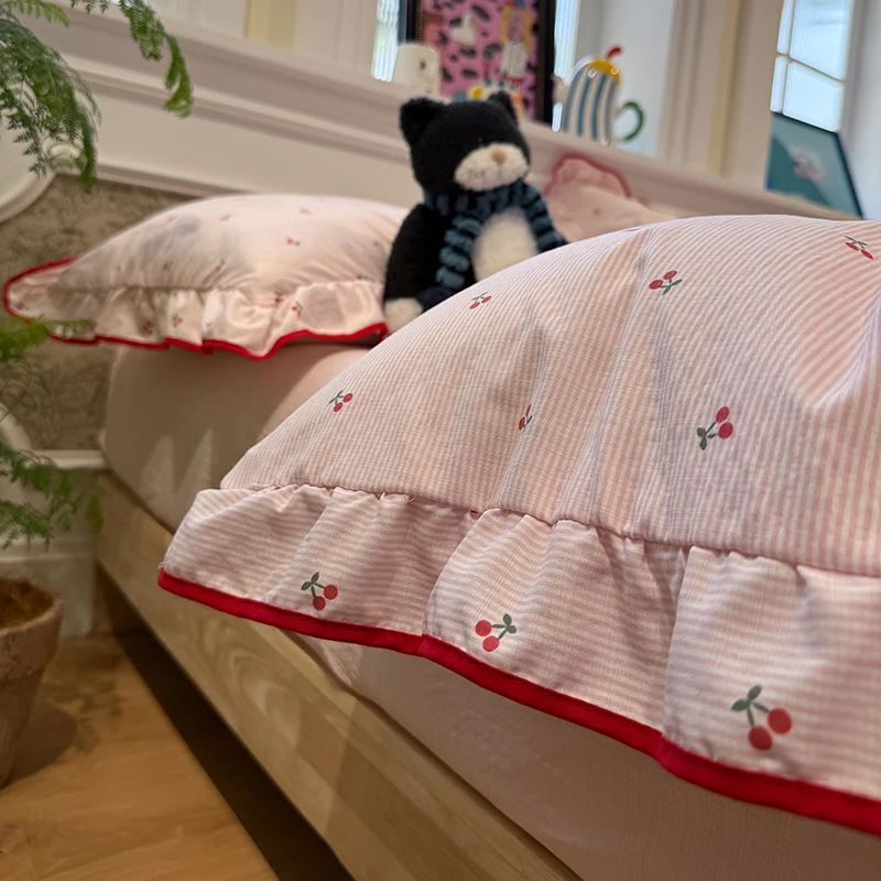 Double-layer Gauze Bed Sheet Set Single/Queen/King Size Bed Linen Set Cherry Printed Bedding Set with Ruffles Floral Beddding