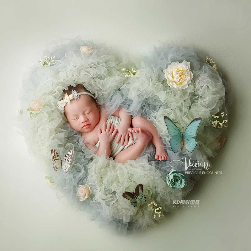 Oil Painting Style Newborn Photography Props Simple Headpiece +Gradient Tulle Background +Butterfly Props for 0-1 Month Babe