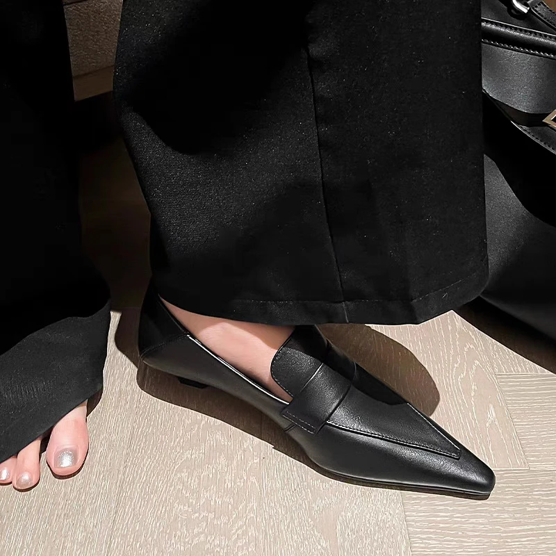 Designer Pointed Toe Low Heel Designer Shoes Women Comfort Soft Leather Shallow Kitten Heels Pumps Office Shoes Zapatos Mujer