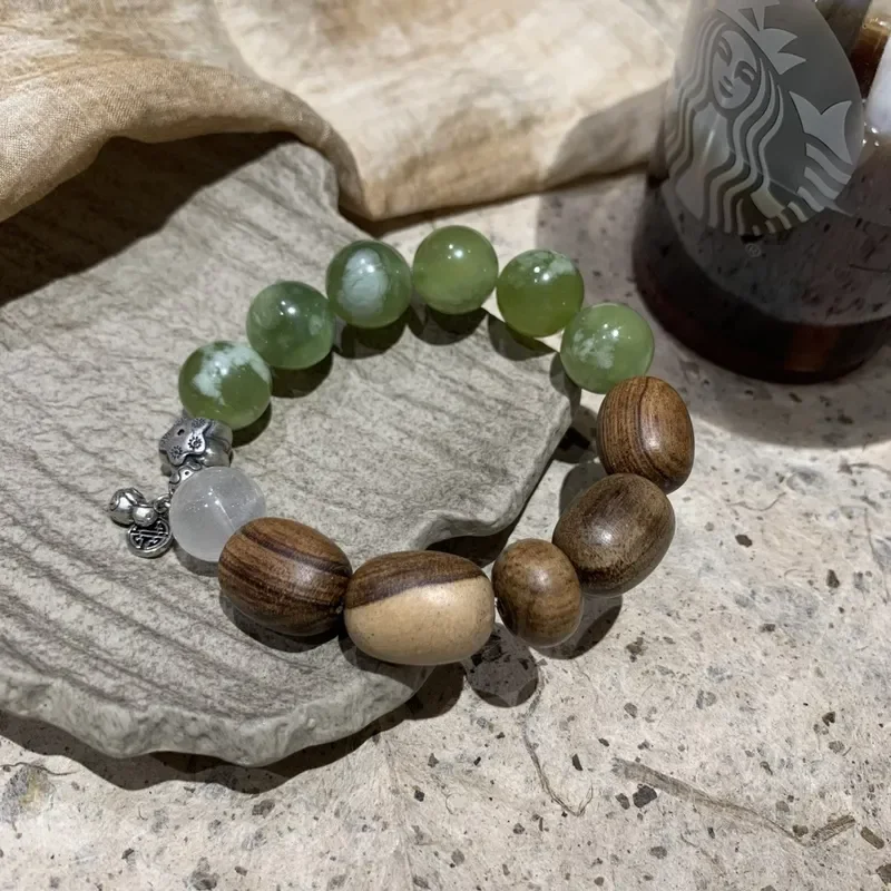 Original design natural Xiuyu with tiger skin sandalwood white crystal bracelet bracelet beaded source wholesale