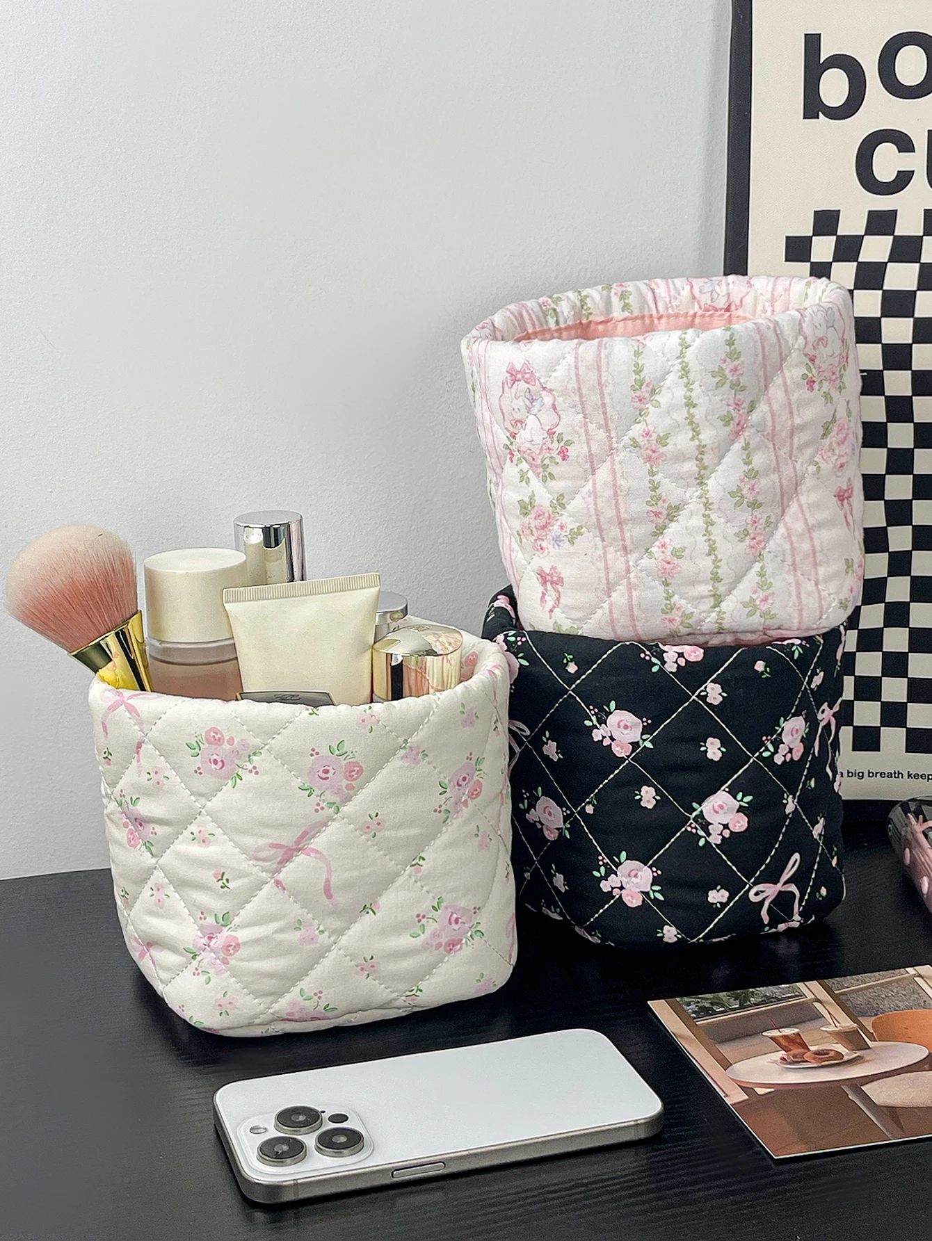 1 piece flower bow bucket makeup bag, large capacity storage bucket makeup bag, multifunctional fashionable portable makeup bag