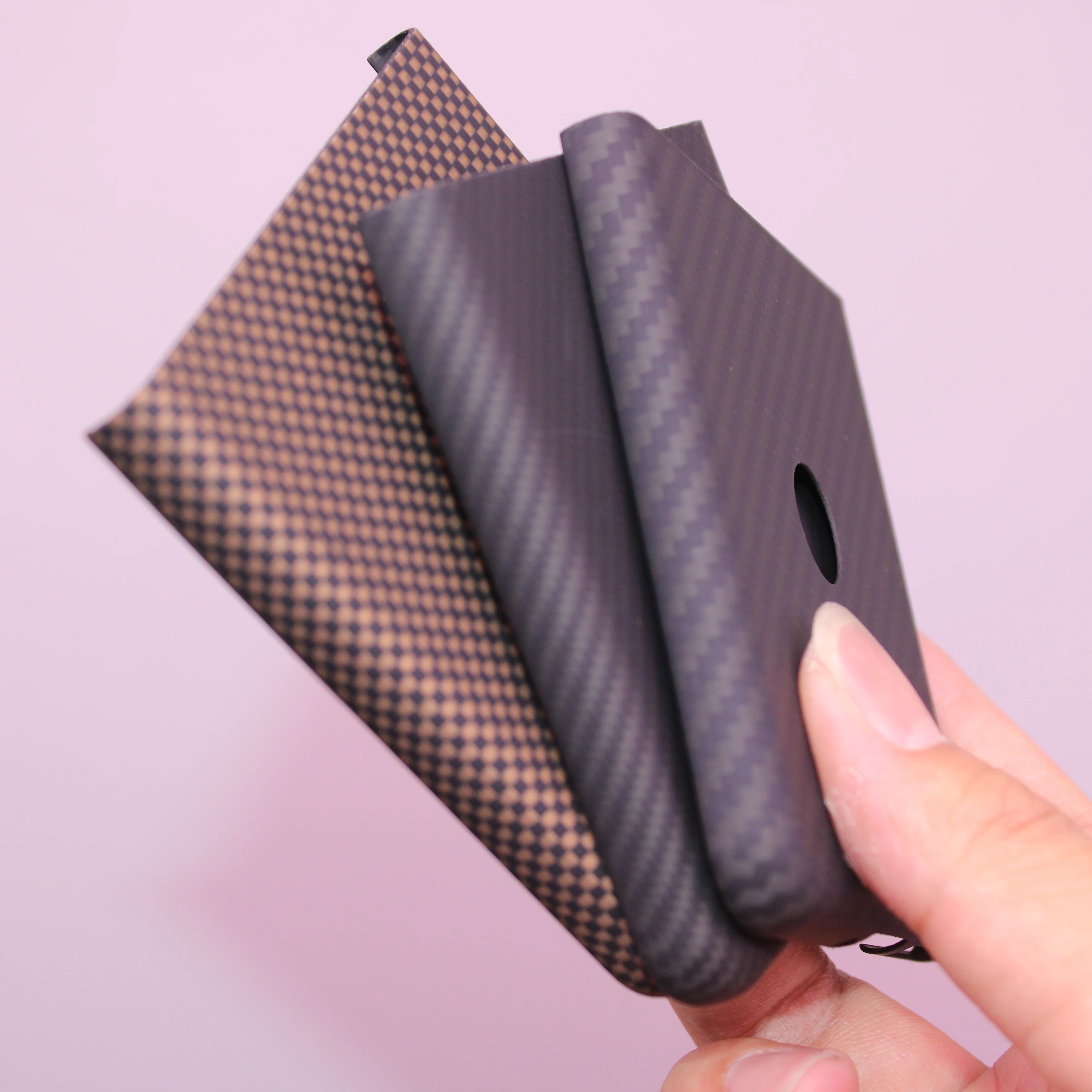 Aramid Fiber Case for Moto 60U 70U with Magsafe Compliciate Design Mobile Phone Protective Cover view 2
