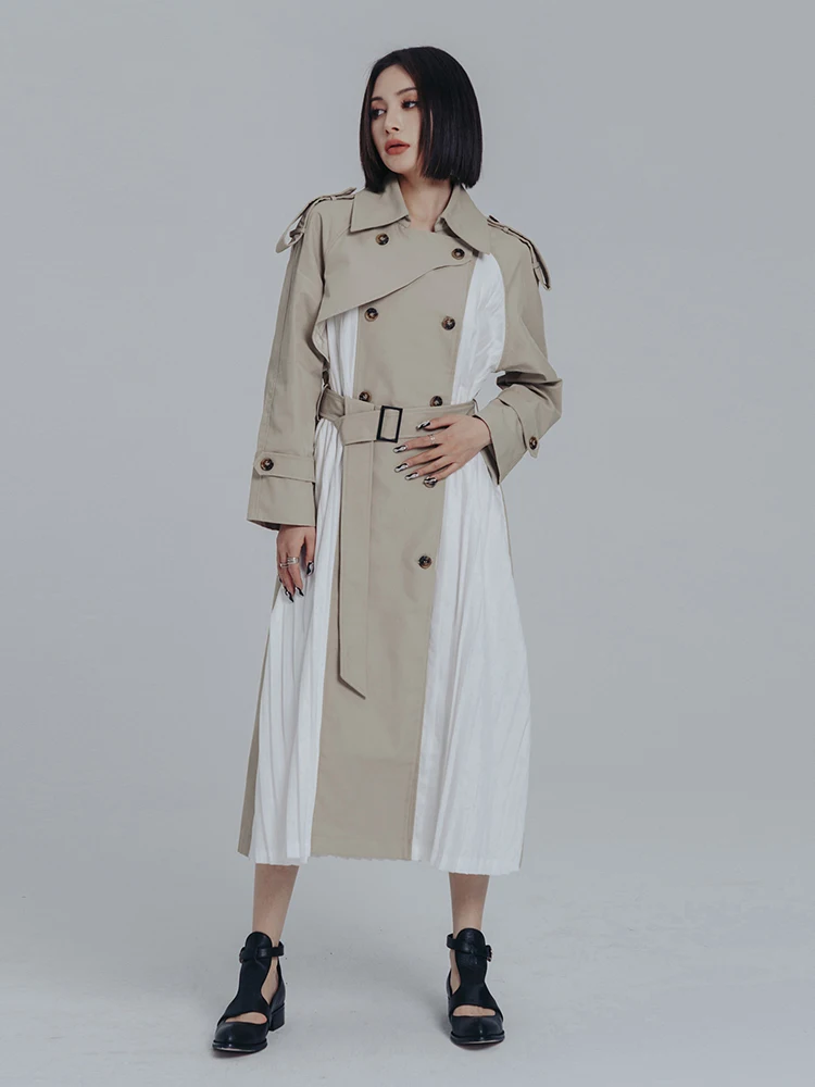 [EAM] Women Khaki Pleated Big Size Long Trench New Lapel Long Sleeve Loose Fit Windbreaker Fashion Spring Autumn 2024 1DF0722