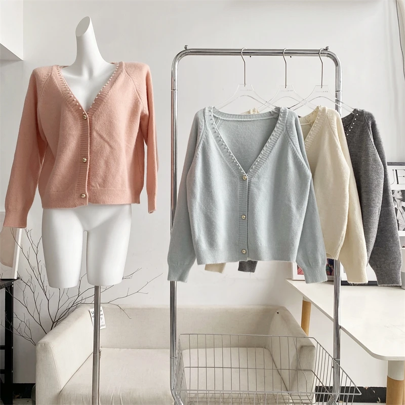 

Casual Sweet Button Design Sweater Cardigan Solid Color Short Sweater Knitted Button Cardigan Women New Tops