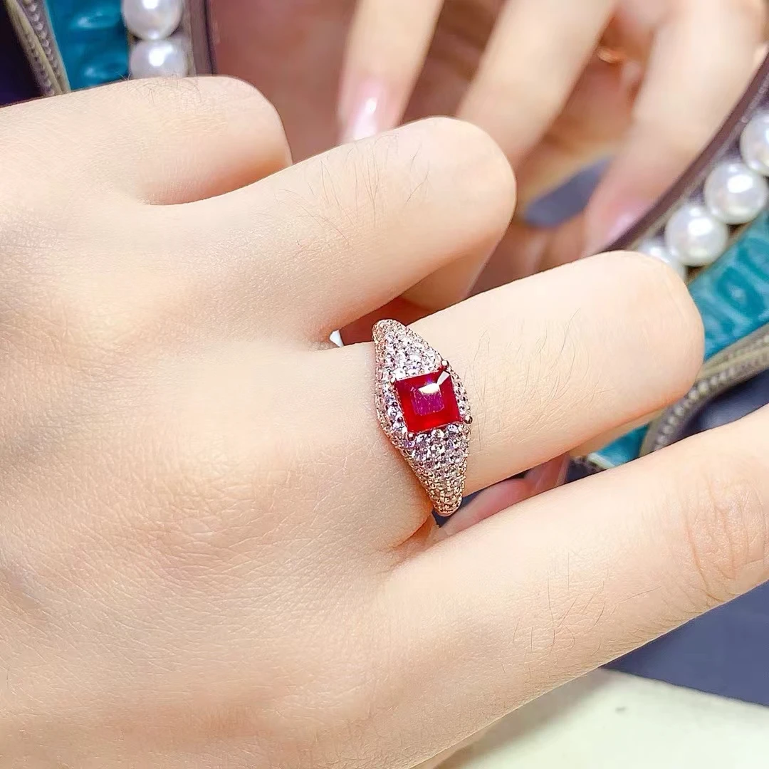 

KJJEAXCMY Natural Ruby Ring S925 Silver Inlaid Simple Women's High-End Jewelry The crystal is clean and has beautiful color