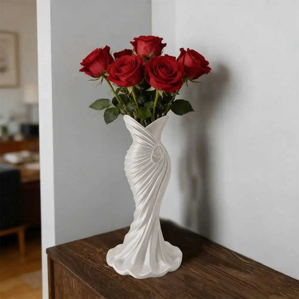 Gown-Shaped 3D Printed Flower Vases Flower Arrangement Twisted Design Elegant Dress Vase Minimalist-Style Decorative Vase
