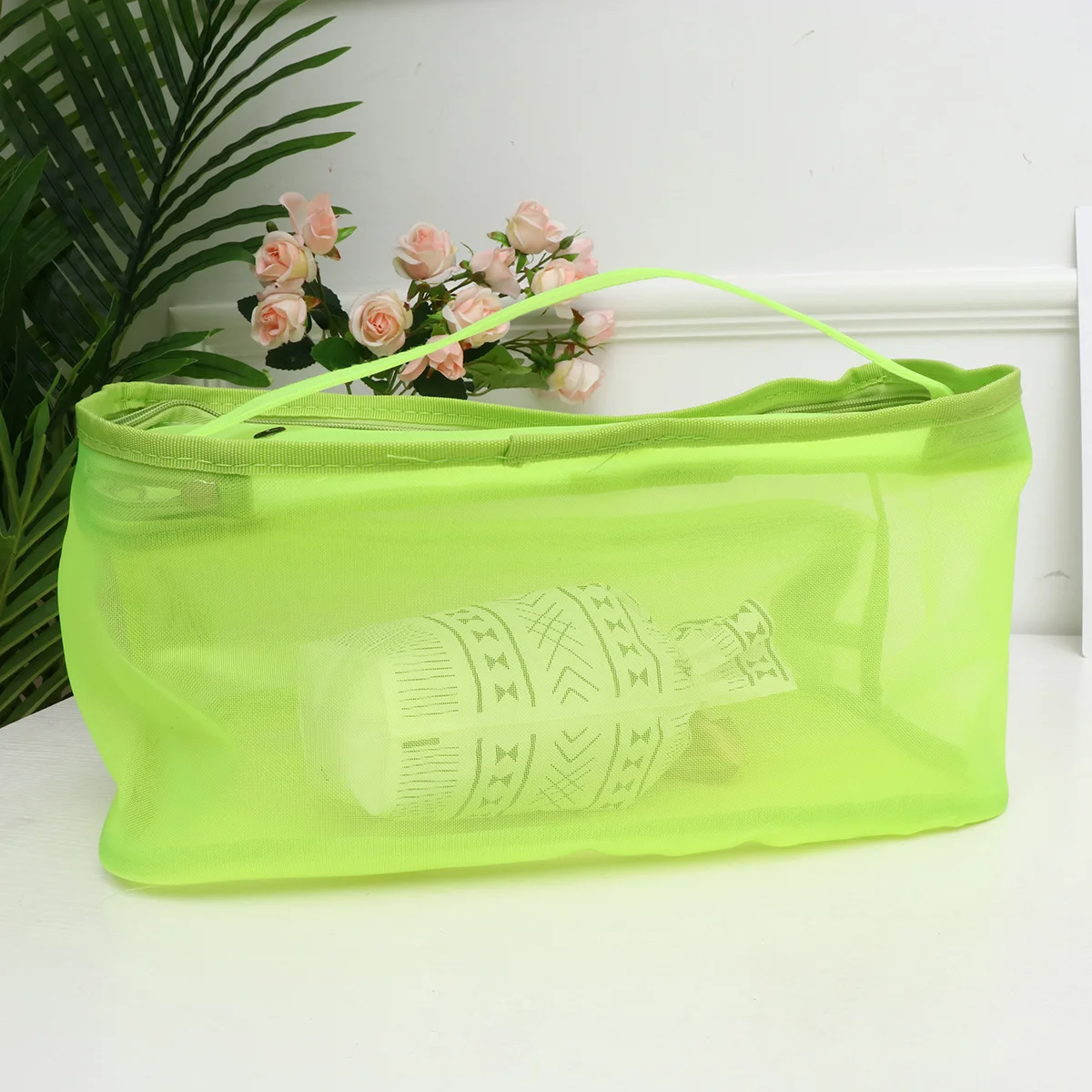 

Light Green Woolen Line Storage Net Bag Nylon Mesh Foldable Tote Durable Strong Zipper Handle Convenient for Home Outdoor