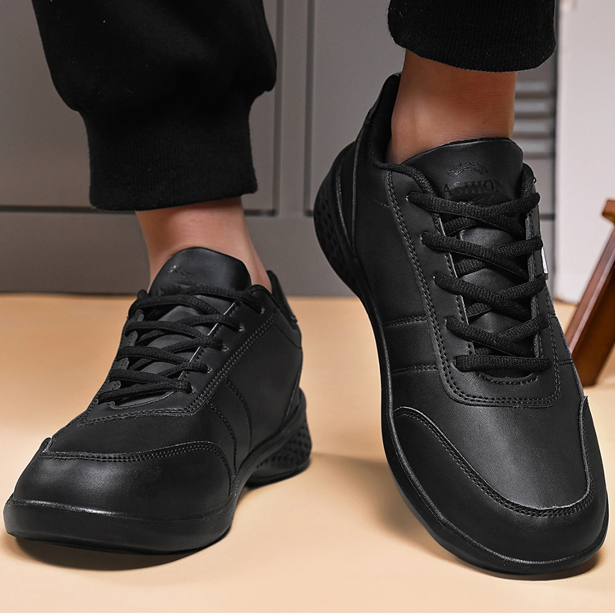 Leather Men Shoes Sneakers Trend Casual Shoes Breathable Leisure Male Sneakers Men Non-slip Footwear Men Skateboarding Shoes