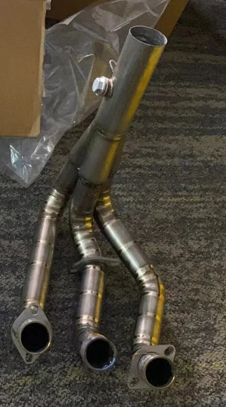 

Direct Fit Titanium Exhaust for BMW S1000RR/S1000XR 2019-2024 | Polished Mid Rear Integrated System