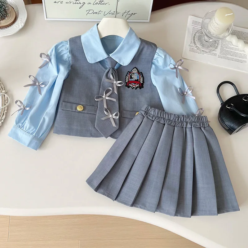 

Children Girls Preppy Style 3PCS Clothes Set Cotton Bow Blouse Suits Loose Vest+grey Pleated Skirt Outfit Loose Kids Girls Dress