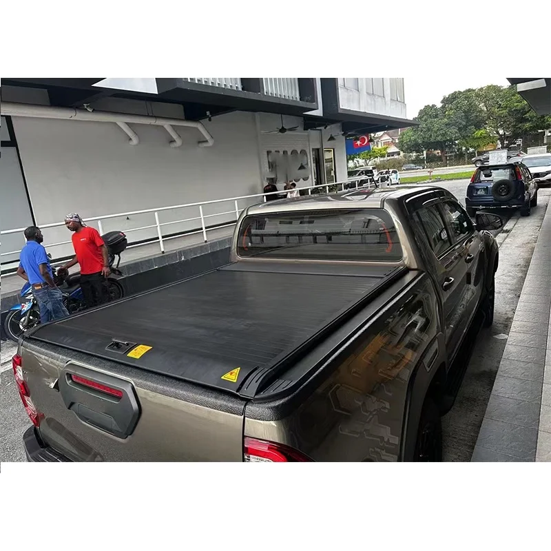 

Factory Outlet the Best Soft Roll Pickup Truck Bed Cover Retractable Roller Lid Hard Tonneau Cover for TOYOTA HILUX REVO VIGO