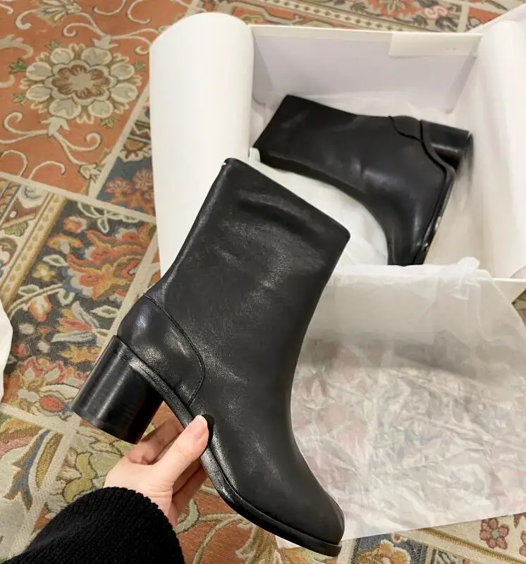 2022 Brand Name Tabi Boots Split Toe Round High Heel Black Real Leather Zapatos Mujer All Match Fashionable Ankle Short Boots