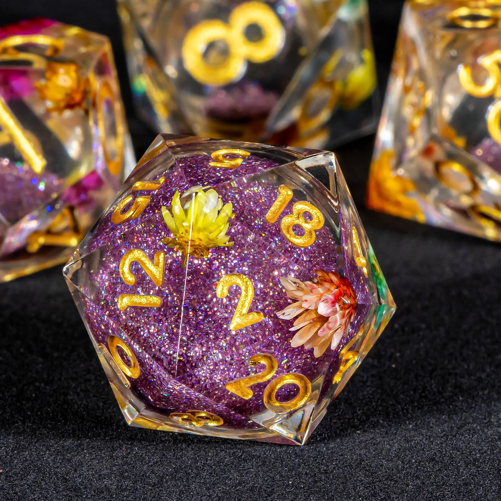 

Flower Sharp Edge Dice Set Liquid Core Dice For Dungeons And Dragons DND Polyhedral Dice D And D Dice Unique Gift for Christmas