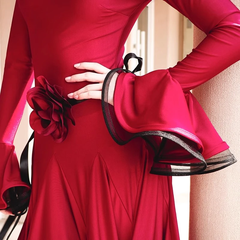 Vestido de vals sin espalda vestido de baile de salón vino estándar rojo negro falda de espina de pescado mangas linterna vestidos de salón competencia