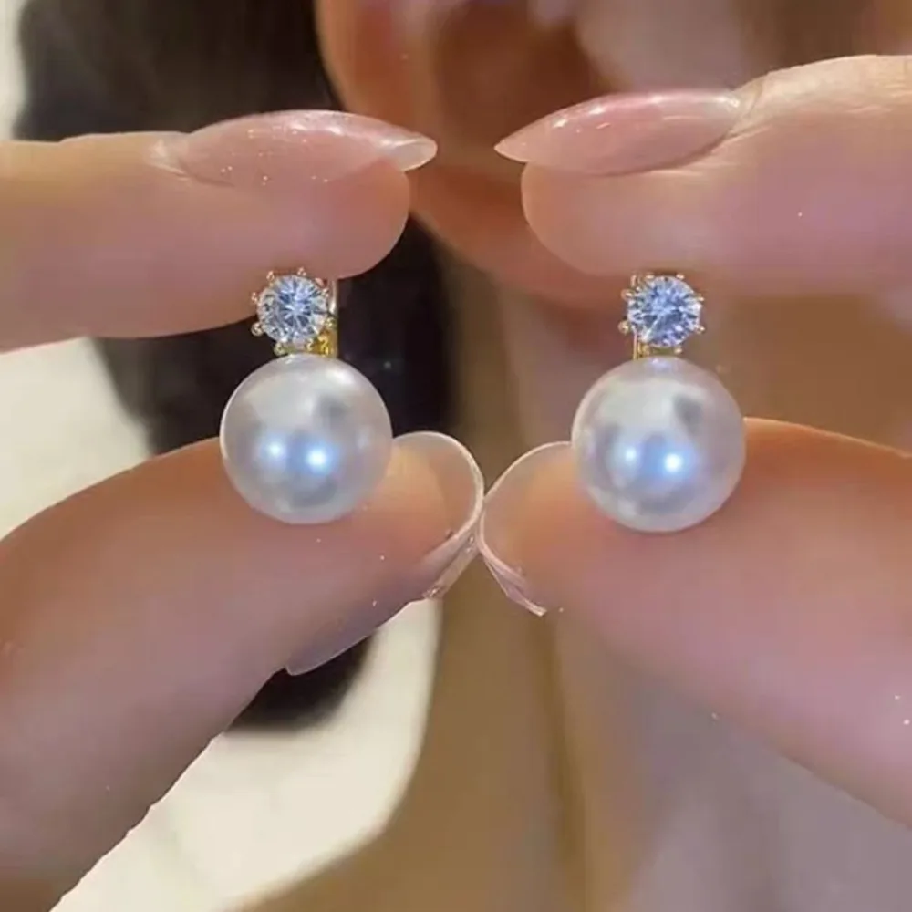 1 Pair of Light Luxury Exquisite Gray-White Pearl Zircon Earrings, Vintage Elegant Versatile Earrings, Elegant and Graceful to Complement Facial Features, Suitable for Daily Wear, Work, Parties, Qixi Festival, Christmas, and Holiday Gifts