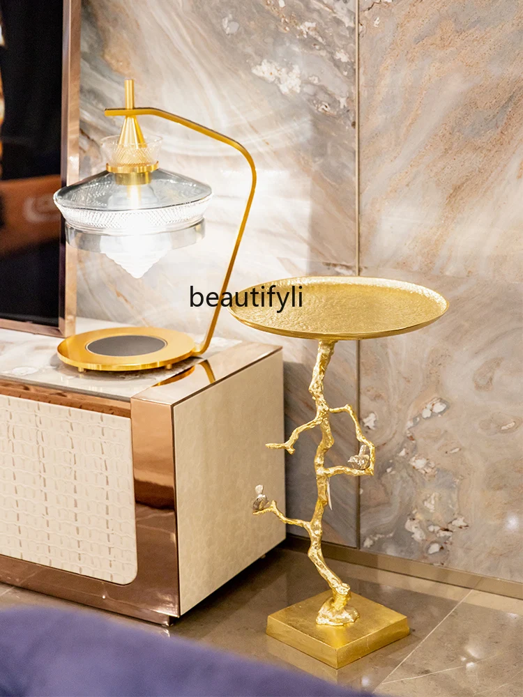 Italian Creative Golden Light Luxury Sofa Small Coffee Table Retro Art Furniture Mini Corner Table Side Table