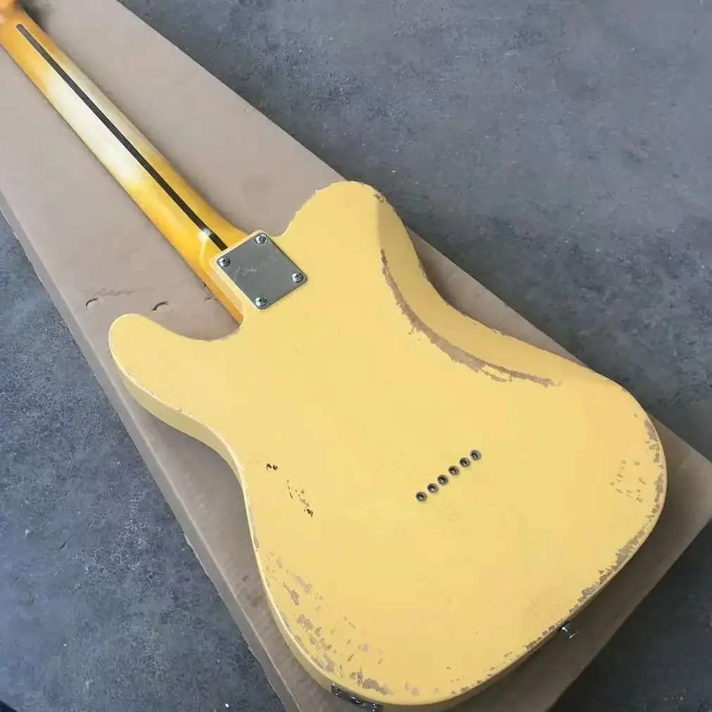 Milk yellow six-string old electric guitar, basswood body, maple neck, black panel support personalized customization.