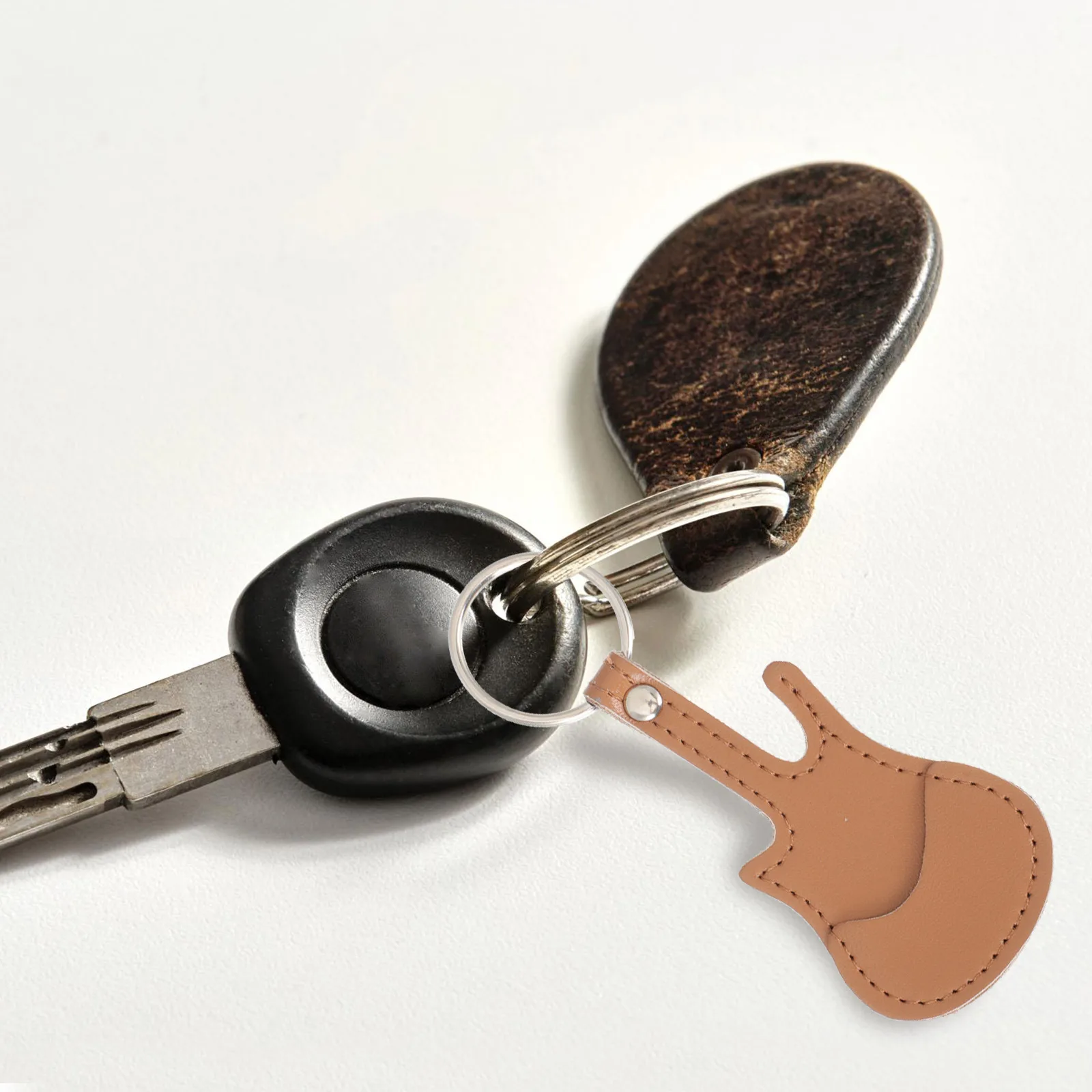 

Guitar Picks Case Storage Bag Keychain Accessory Durable Lightweight Travel Plectrum Bag Musical Instruments Guitar