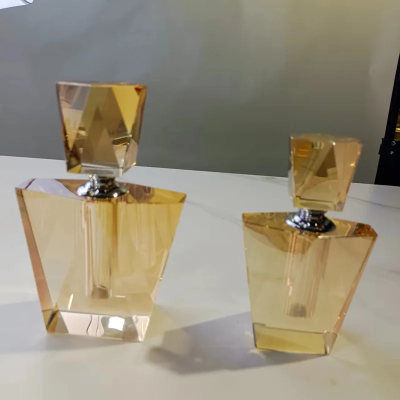 Amber Crystal Perfume Bottle Transparent Aromatherapy Essential Oil Containers Creative Crystal Scent Bottle Liquid Container