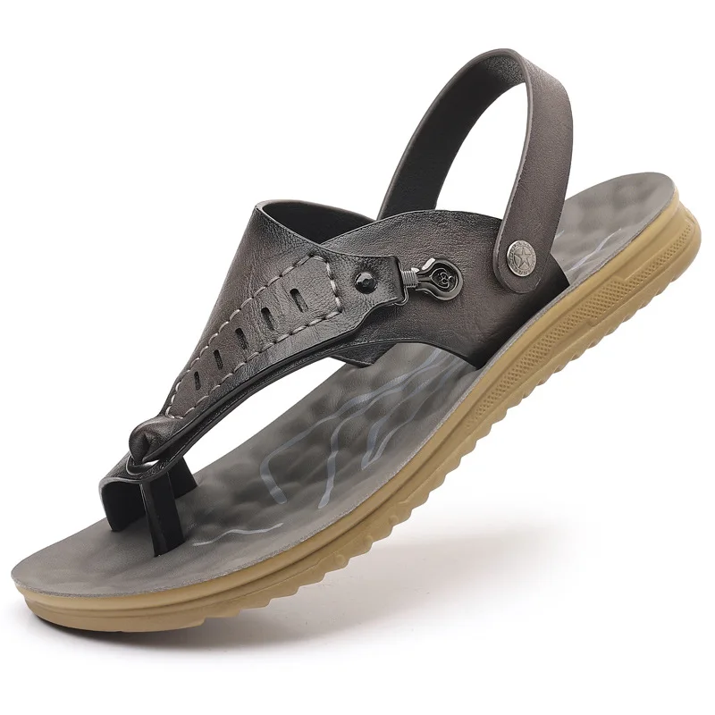 

Летняя противоскользящая пляжная обувь на мягкой подошве для мужчин, новинка 2023 года, дизайнерские тапочки, мужские однотонные модные повседневные кожаные сандалии для мужчин
