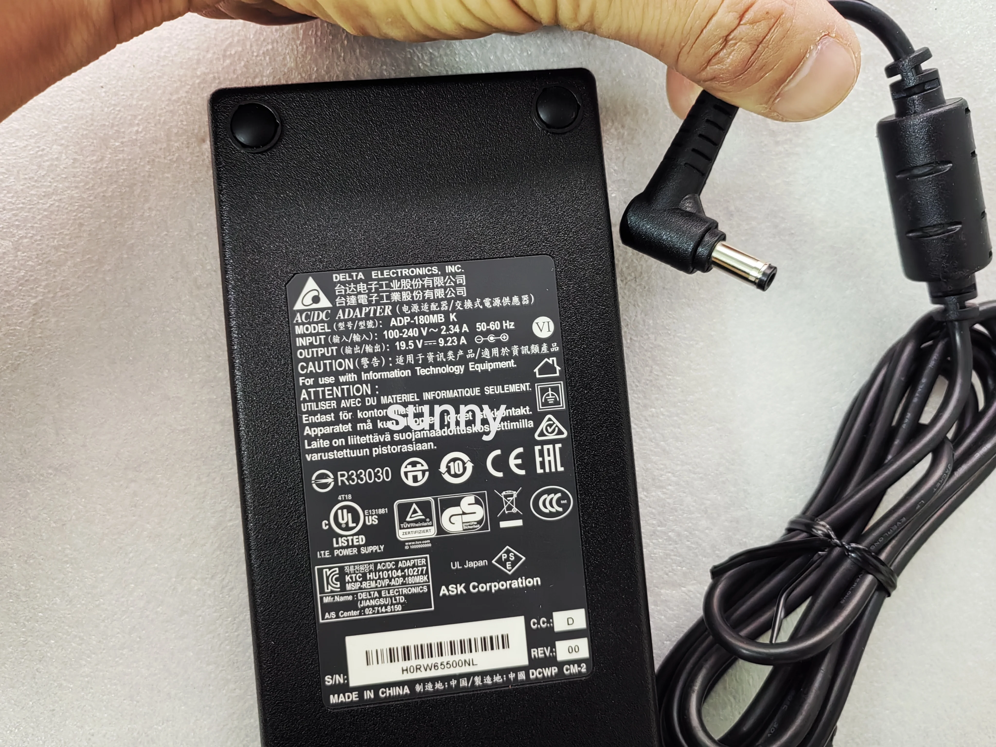 NEW OEM Slim Delta 19.5V 9.23A - Pc Gaming News recension och pris