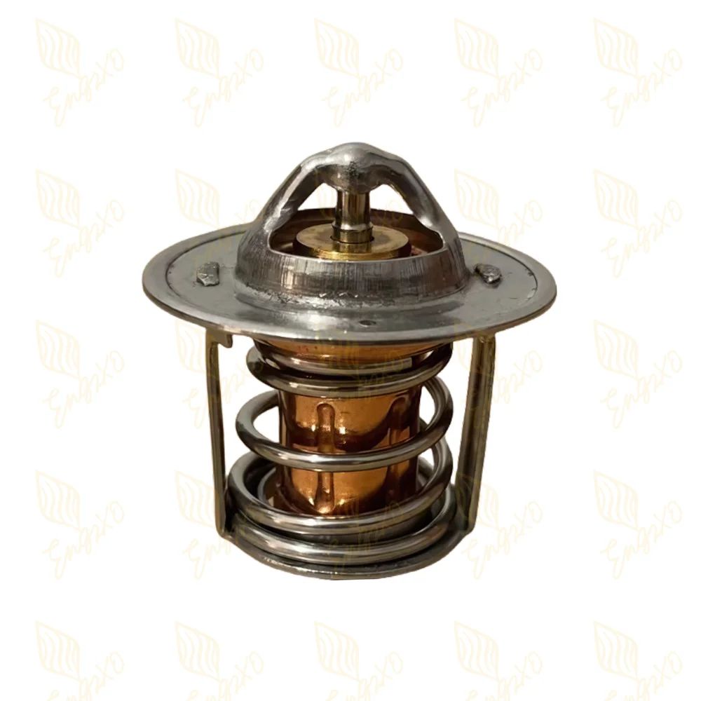 15531-73014 15531-73010 Thermostat 71°C Engines Parts For Kubota D600 D640 D662 V1200 D722 D750 D850 D950