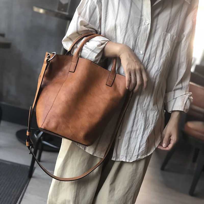 2022 Autumn and Winter Simple Genuine Leather Mother Bag Retro Leisure Bucket Bag Korean Style Portable Shoulder Messenger Bag C