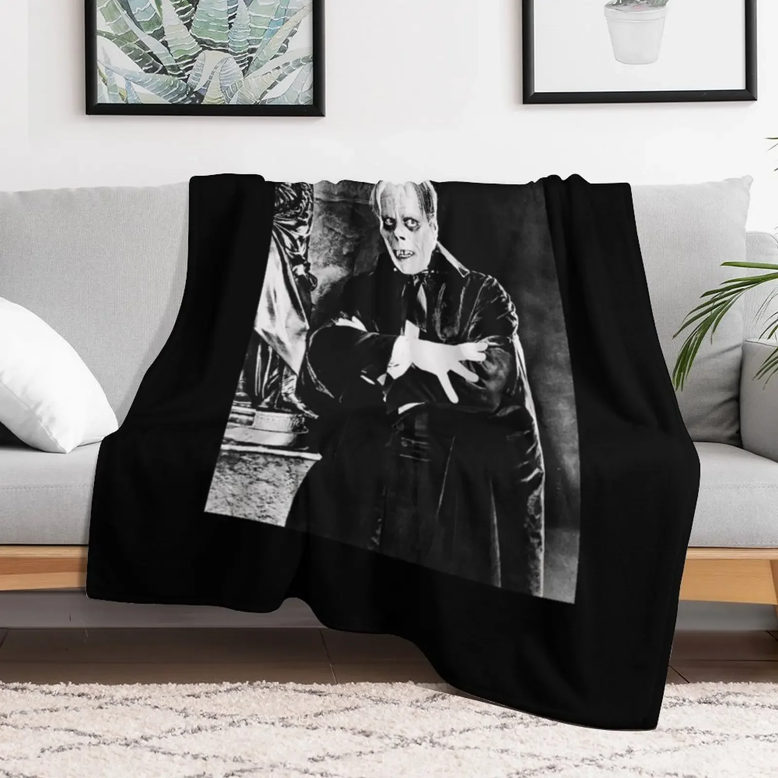 New Lon Chaney Phantom Throw Blanket Decorative Beds sofa bed Flannel Fabric Extra Large Throw Blankets