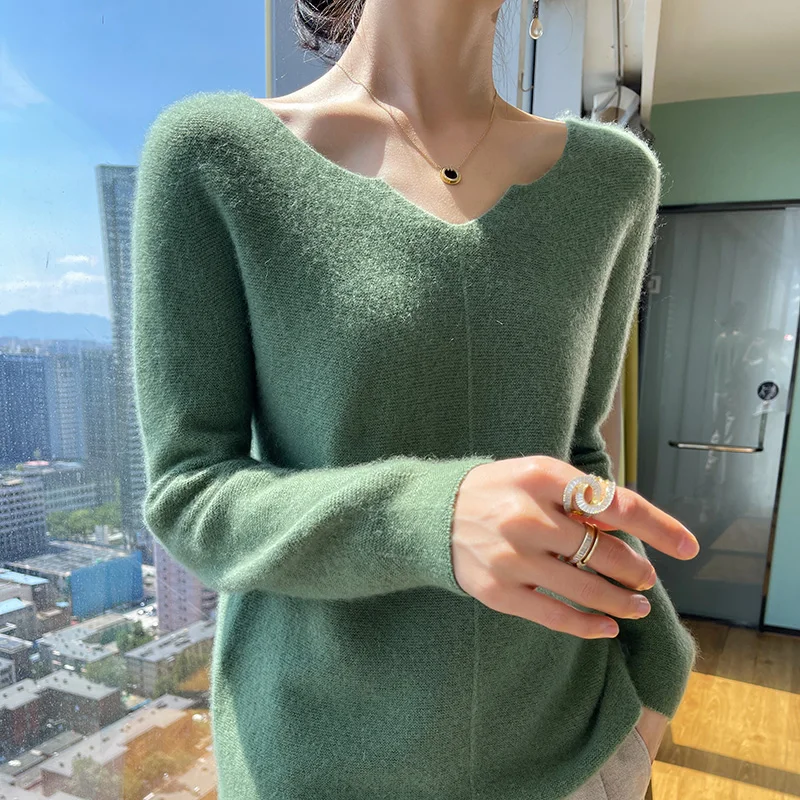 New 100 Pure Wool Knitted Base Sweater Women\'s Vneck Top Solid Color Interior Long Sleeve Cashmere Sweater Autumn/Winter Sweater