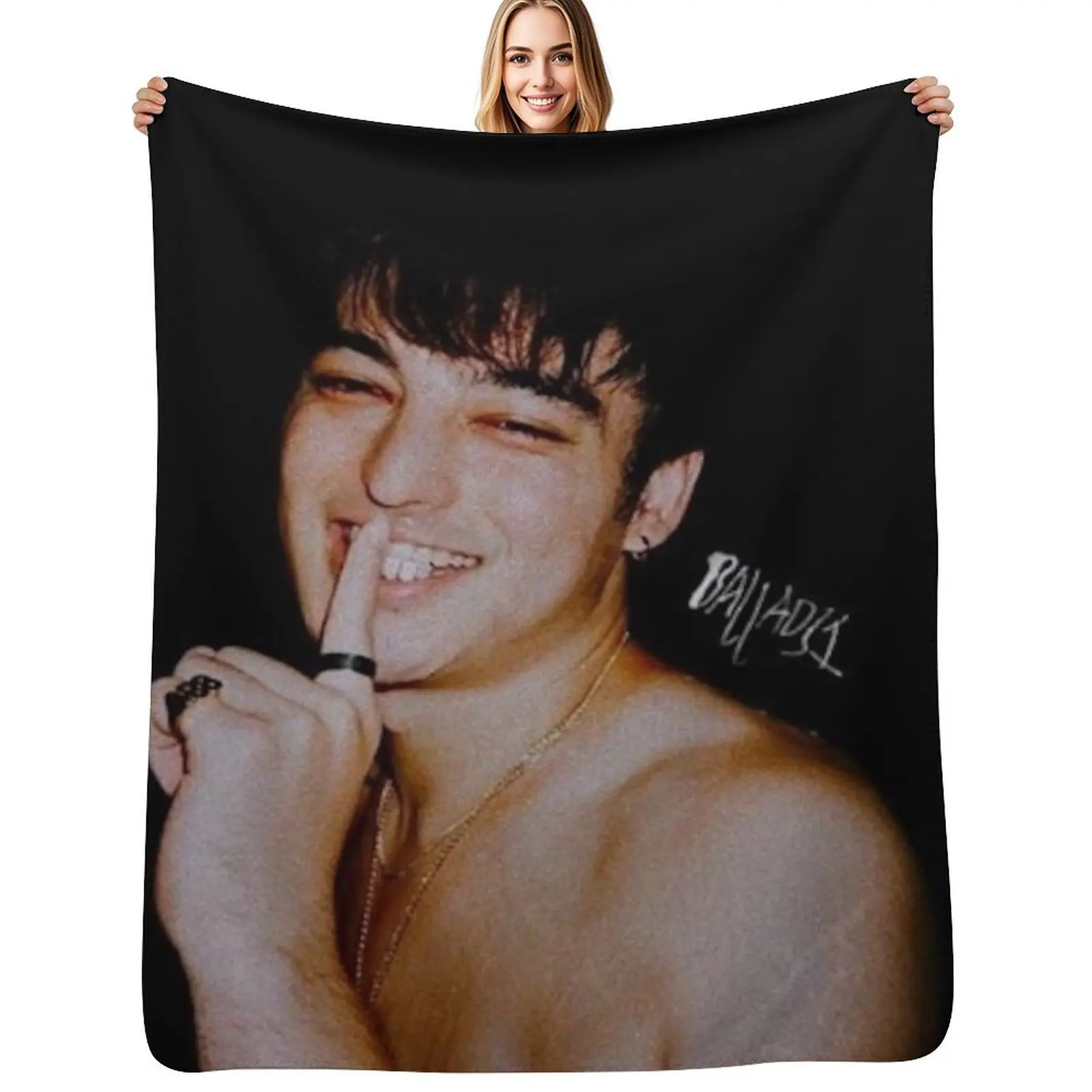 

joji Throw Blanket Multi Use Warm Blanket for Living Room Bedroom
