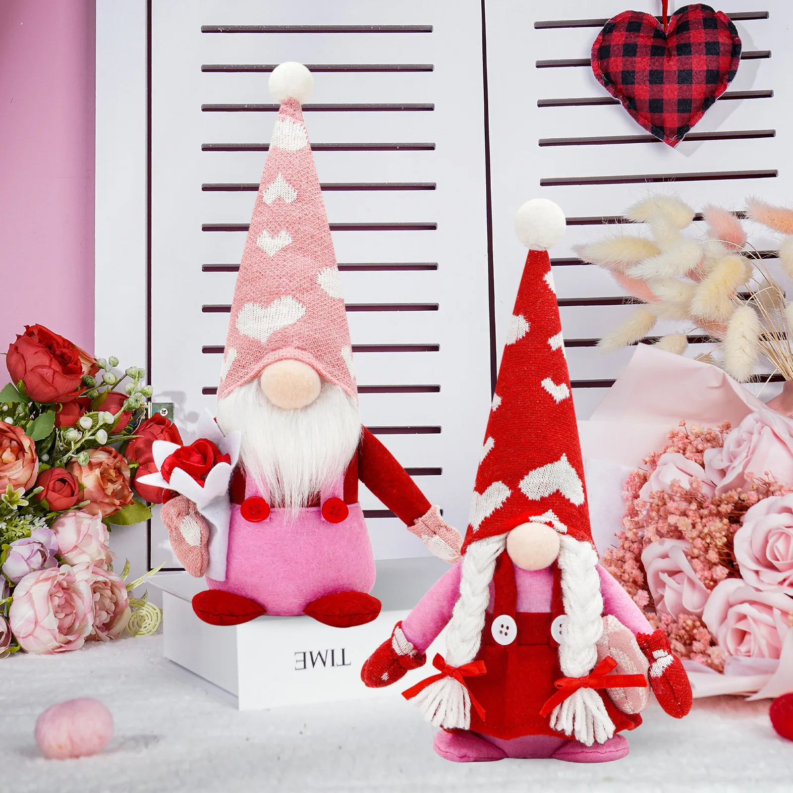 Pink and Red Valentine Gnomes, Valentines Day Decorations Plush Tomte Figurines Ornaments For Gift Table Tiered Tray Decor