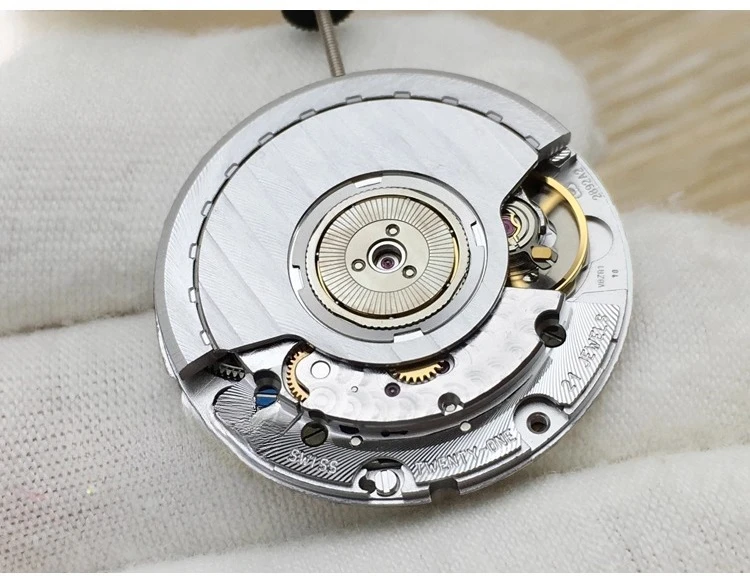 Montar accesorios de reloj personalizados, movimiento ETA2892a2 para hombre, nuevo certificado de observación V8 original suiza