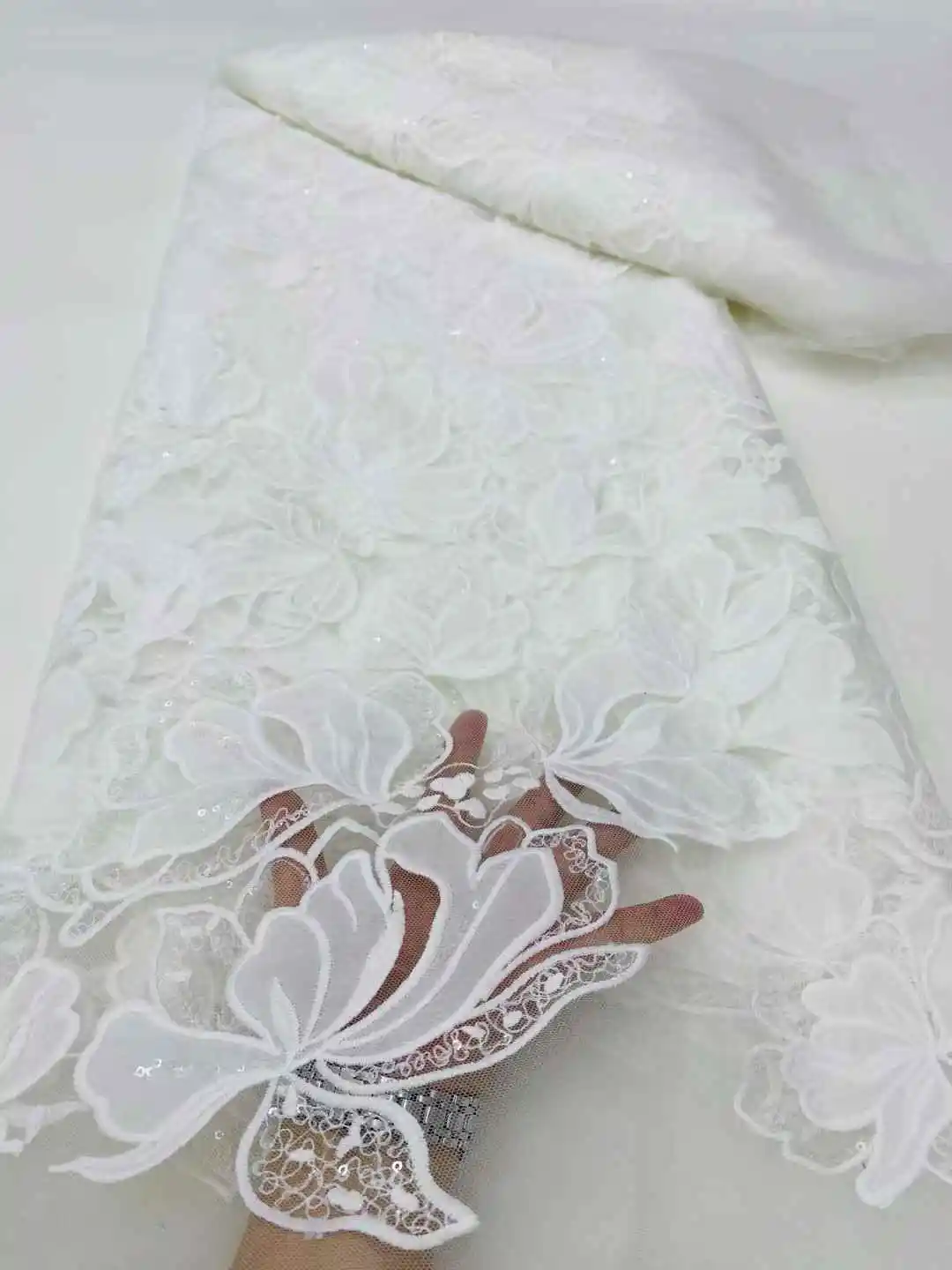 

French Tulle Sequins Lace Fabric African Lace Fabric 2025 High Quality Nigerian Embroidery Lace Fabric For Wedding Sewing