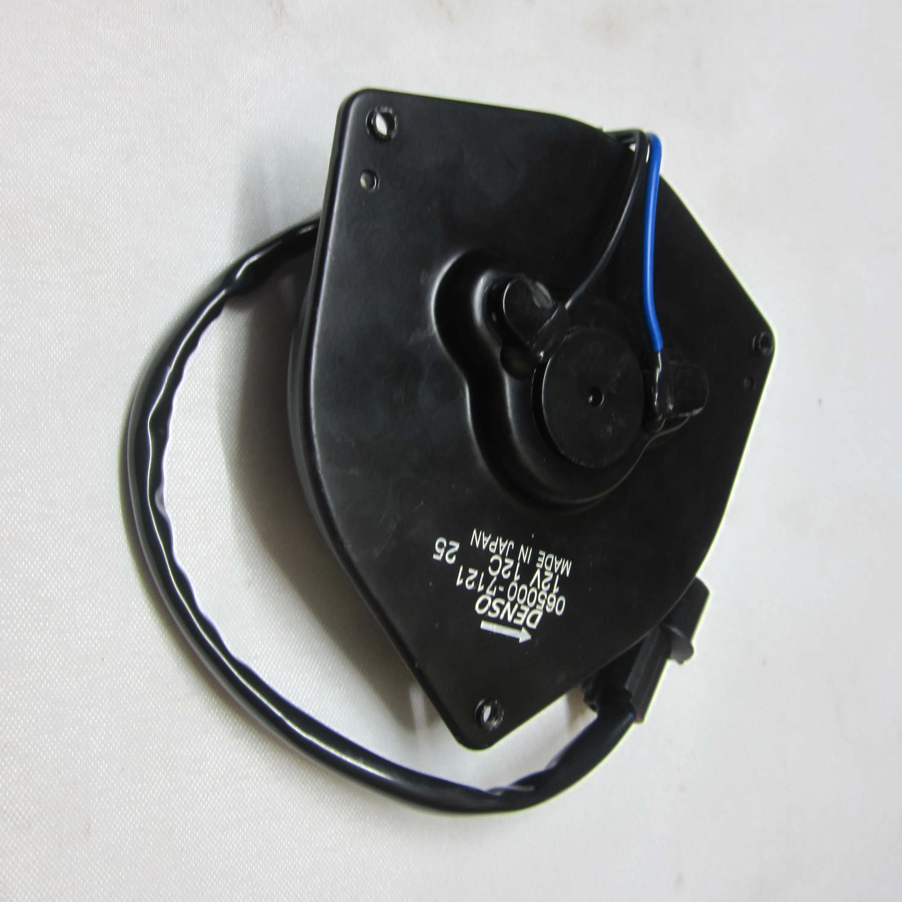 Auto AC Fan Motor For Japanese car 065000-2061 12V 11D