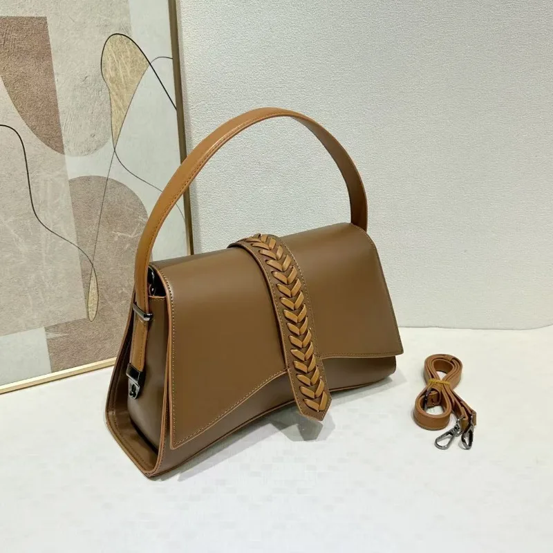high-end-vintage-designer-diaper-bag-elegant-crossbody-messenger-bag-for-women-with-luxury-look-and-large-capacity-for-tote