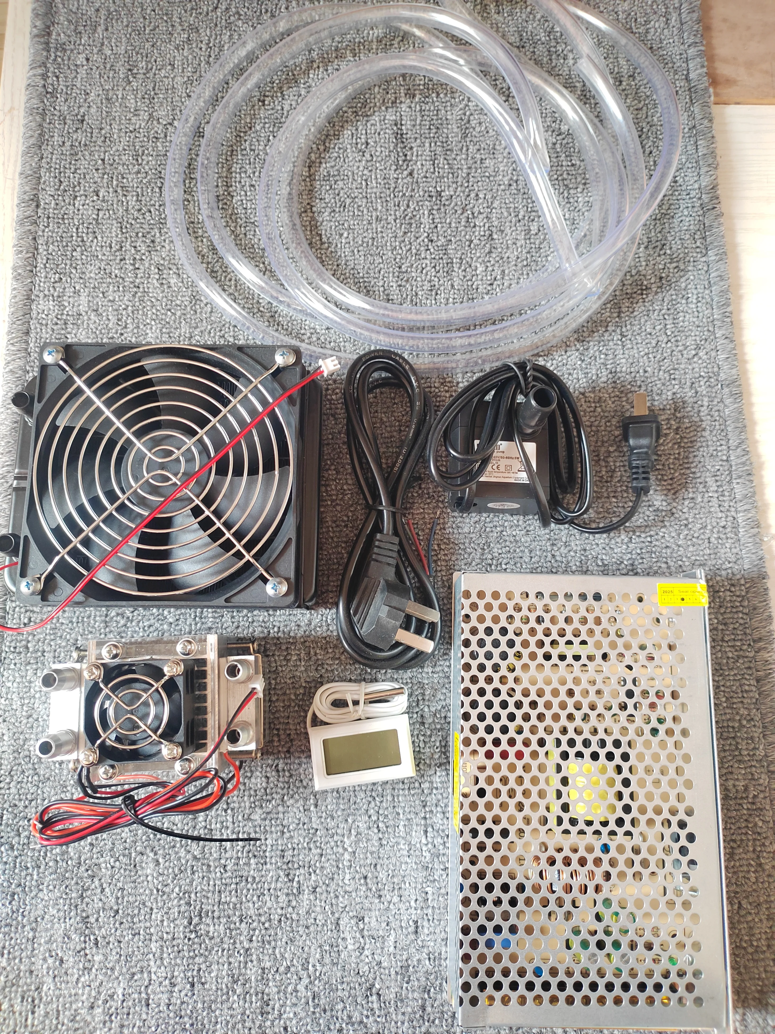 

1 set/Semiconductor High-Power Cooling Chip DIY Mini Air Conditioner 12V Electronic Cooler Refrigerator Cooling 20A Power Supply