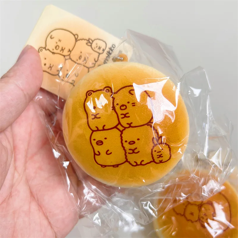 New cute 7cm corner bio burger slow rebound squishy decompression ultra soft PU simulation bread pendant gift view 5