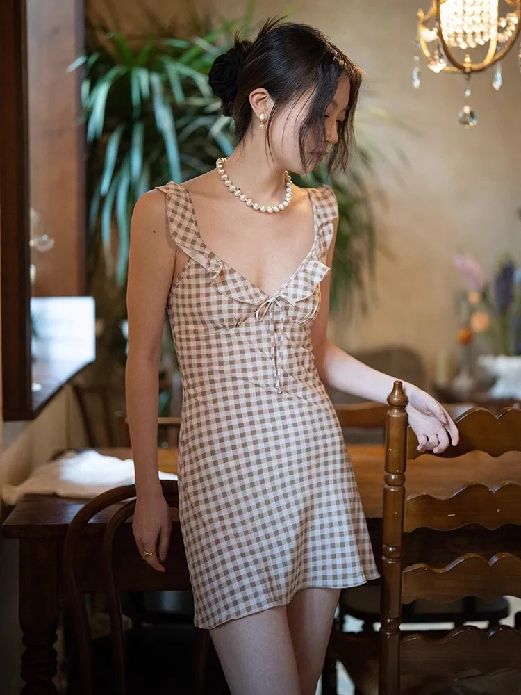 

Women Retro Plaid Mini Dress Ruffles Edge Sleeveless Slim Fit Holiday Female Tank Dresses for Spring Summer