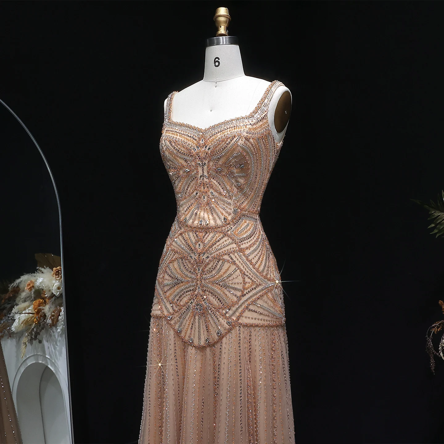 Sharon Said Dubai Champagnerfarbenes Abendkleid mit Spaghettiträgern und Kristallen, Arabisches Damen-Hochzeitskleid, SS552, Maßanfertigung – Detail 7