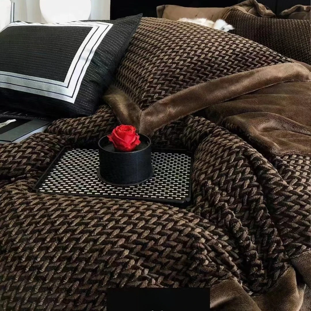 Set quattro pezzi addensato personalizzabile