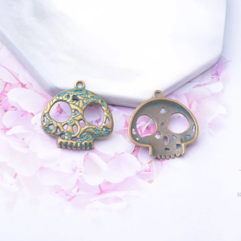 10 Stück/Lot Legierung Halloween Gothic Totenkopf-Anhänger Punk Antik-Cyan Anhänger für DIY Ohrringherstellung – Detail 7