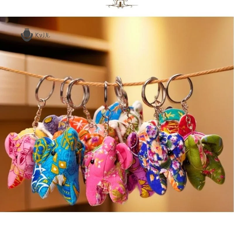 1 Uds. Llavero colgante para el hogar/oficina tela nacional de Tailandia elegante bolso de elefante colgante campanas de viento adornos decoración DIY
