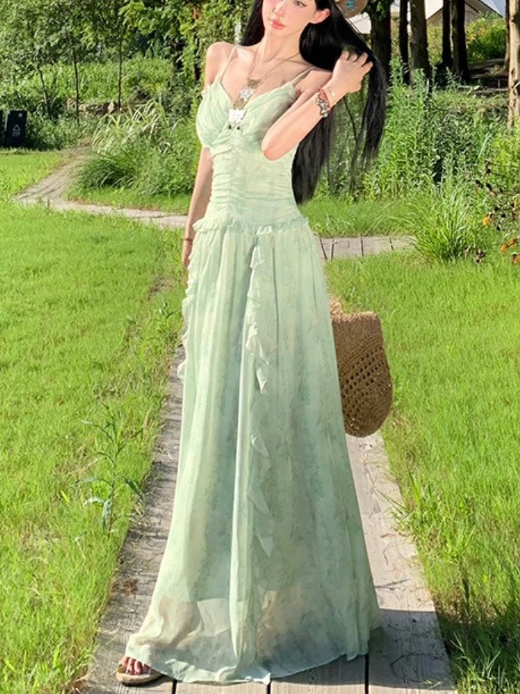 คอวีเอวสูงฝรั่งเศสสไตล์วันหยุดมิ้นท์สีเขียวดอกไม้ชุดเดรสสายรัดปาเก็ตตี้สไตล์เกาหลีฤดูร้อนนัวเนียกุ๊นชุดMaxi