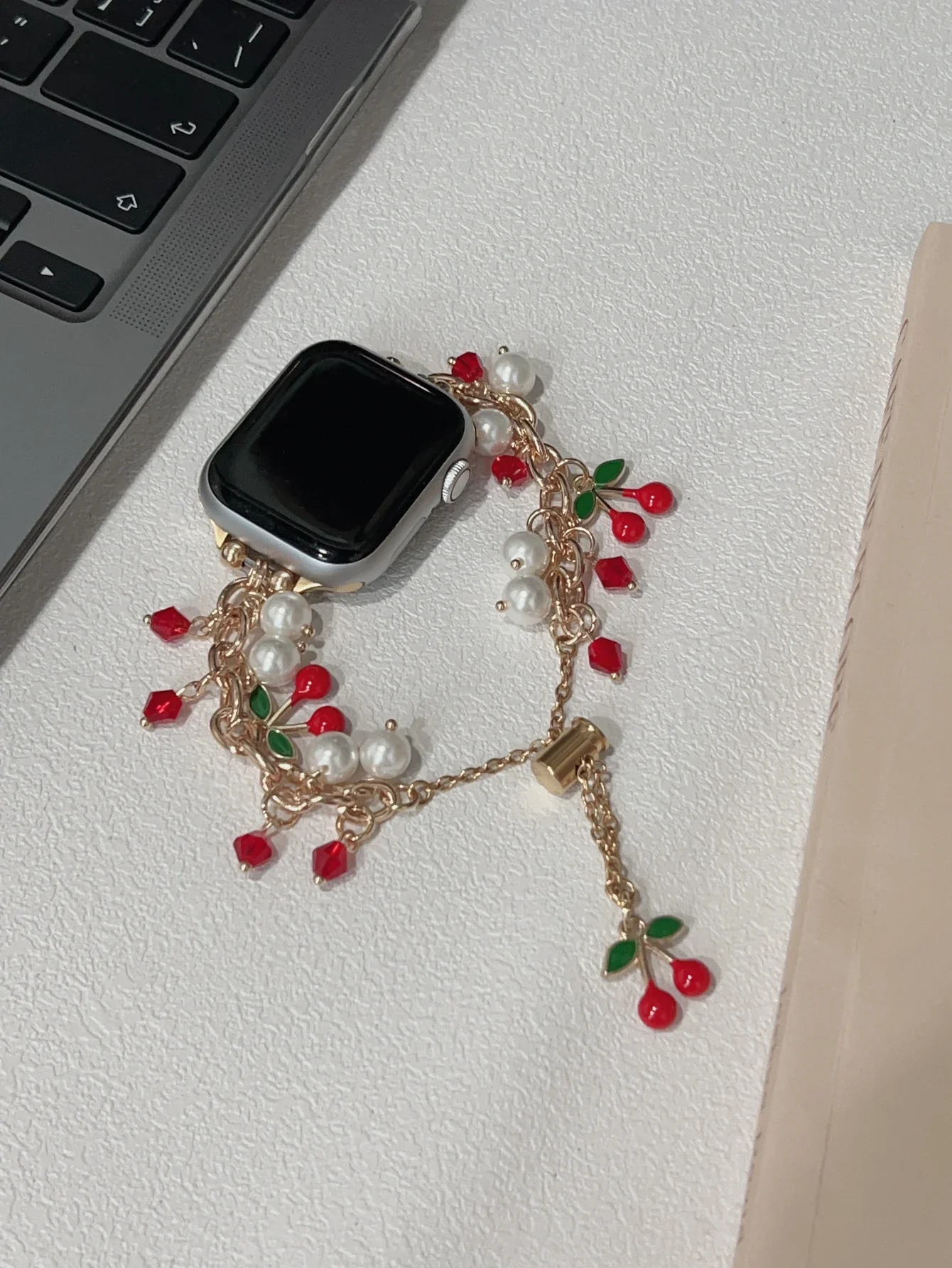 Fashion Cherry red Metal link For Apple Watch band Series 8/7/6/10/9 40mm 41mm 38mm 42mm 44mm 45mm 46mm Strap