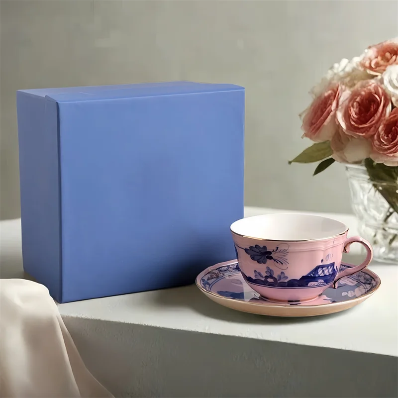 High-end Oosterse Serie Koffiekop en Schotel Keramische Mok Roze Geel Blauw Groen Bedrukte Borden Theekop Set Geschenkdoos Souvenir