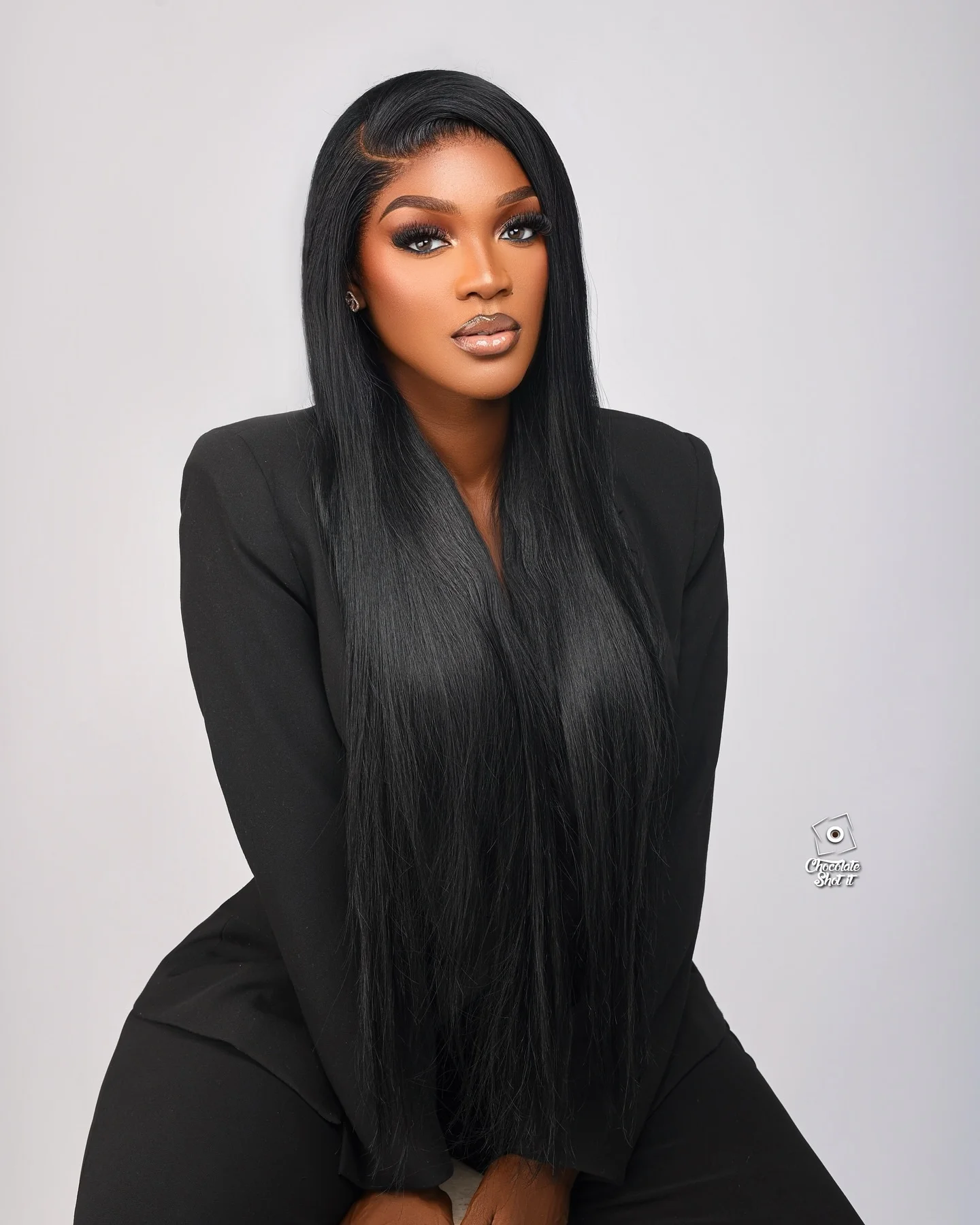 Proste koronkowe peruki z przodu ludzkie włosy 13 × 4 przezroczyste peruki typu Lace Front 1B 13 × 6 wstępnie oskubane peruki dla kobiet