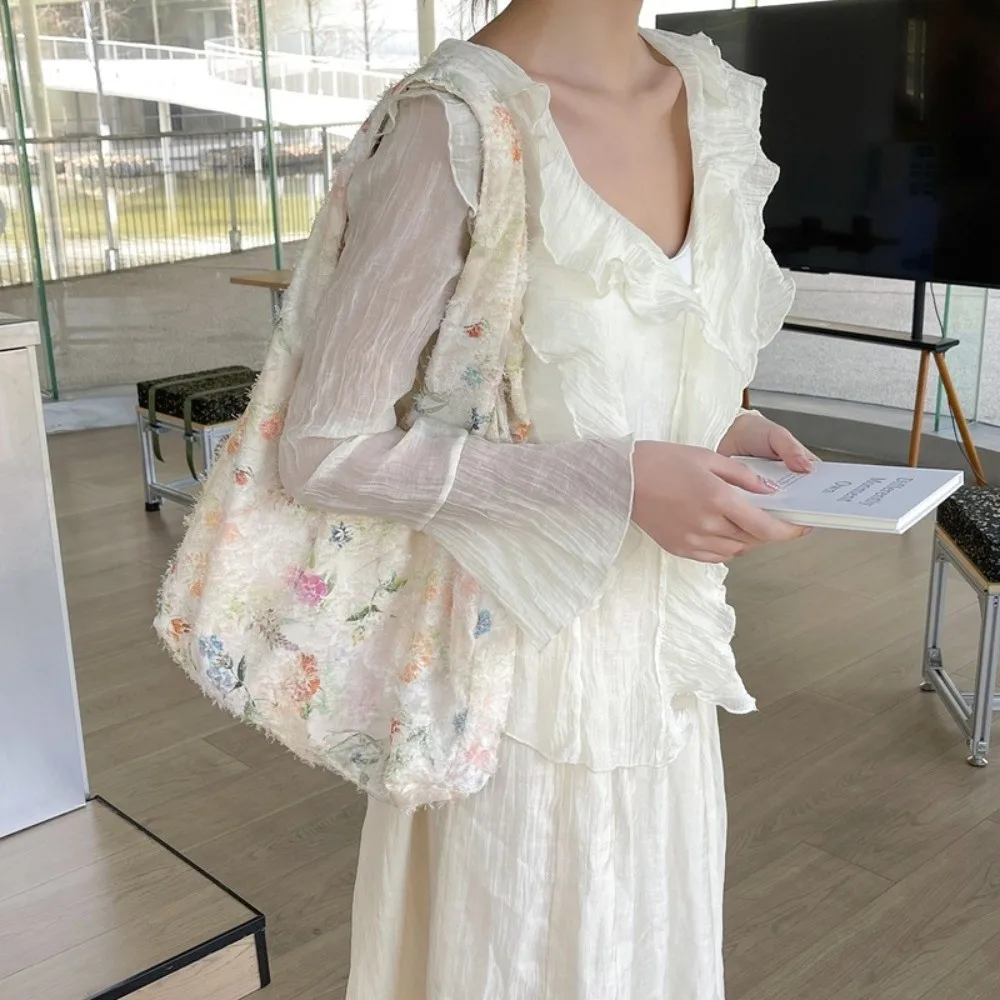 

Sweet Dopamine Flower Bag Large Capacity Elegant Lace Shoulder Bag Korean Style Lightweight Fairy Underarm Bag Female