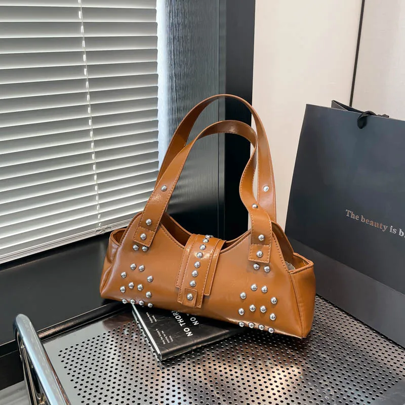 

2025 New Rivet Punk High-Quality Commuter Women's Bag Motorcycle Handbag Shoulder Bag